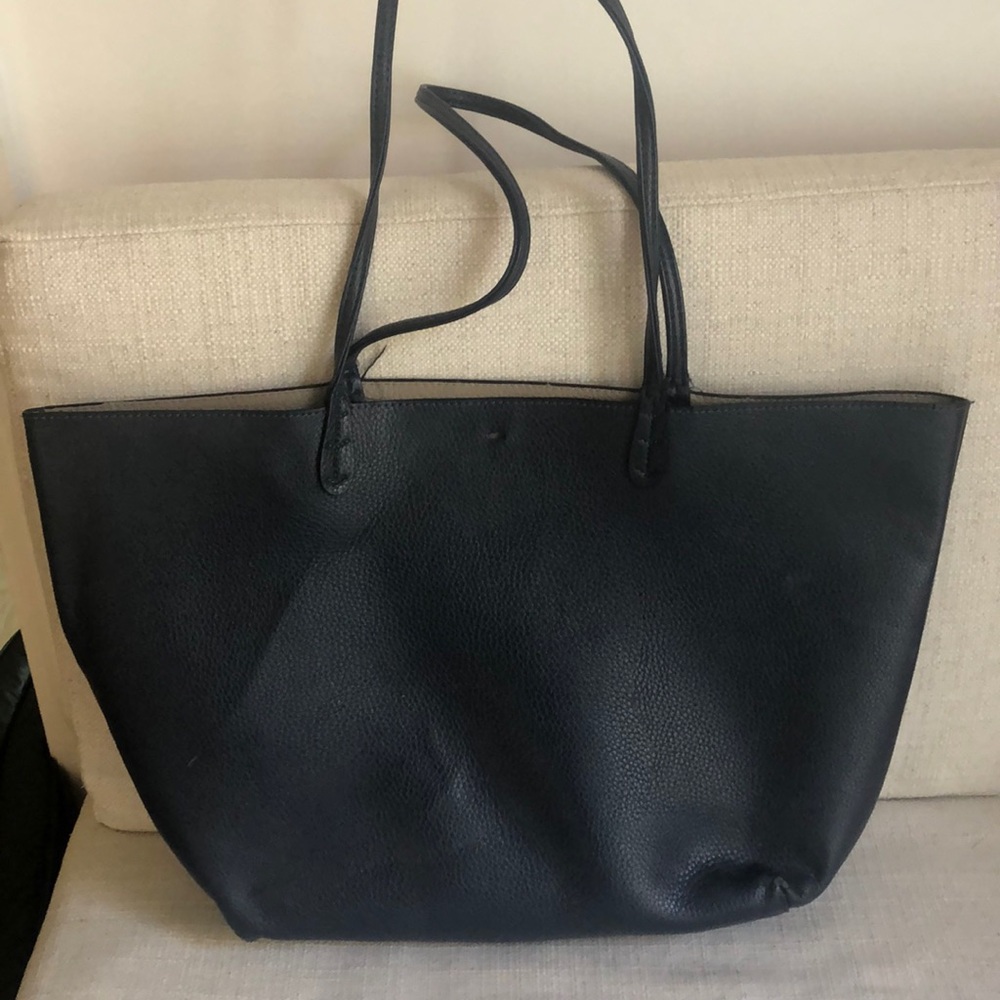Large navy tote
